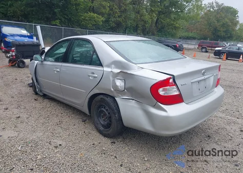2004 Toyota Camry Le из США, поврежденный, VIN 4T1BE32KX4U336114